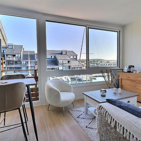 Sublime Apartment Facing The Port & Planches Deauville Luaran gambar